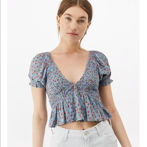 Urban Outfitters Izzy Smocked Rosebud Puff Sleeve
